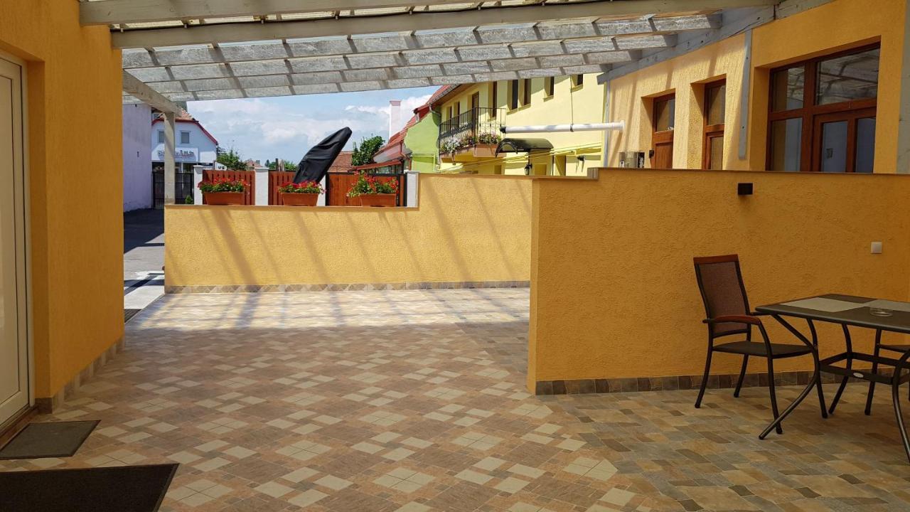 Resting House Hotel Brasov Ngoại thất bức ảnh